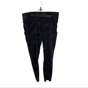 Lululemon Women's Fast and Free Crops Camo Size 14